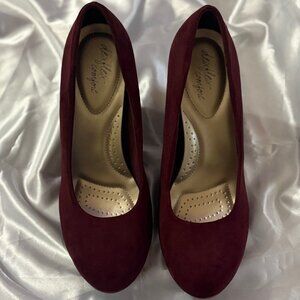 DexFlex Comfort Woman’s Wedge Shoes Size 9-1/2